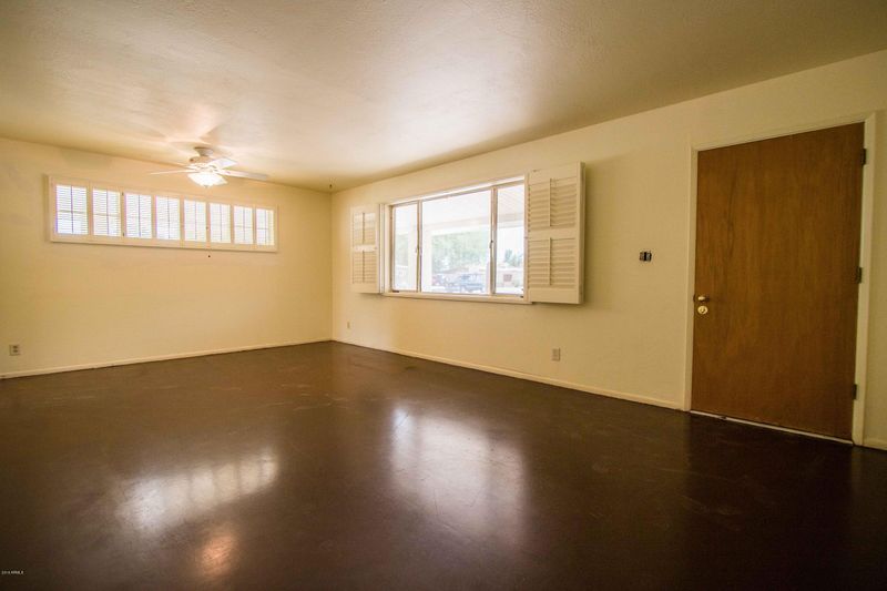 630 E Concorda Dr, Tempe, AZ 85282