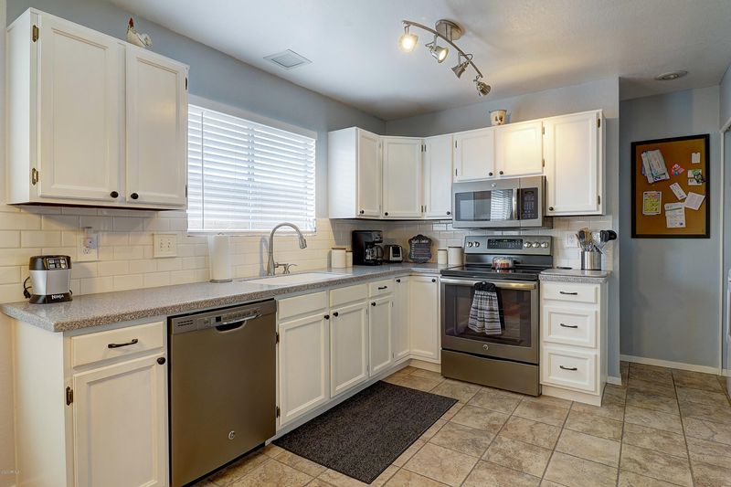 630 E Jensen St #109, Mesa, AZ 85203
