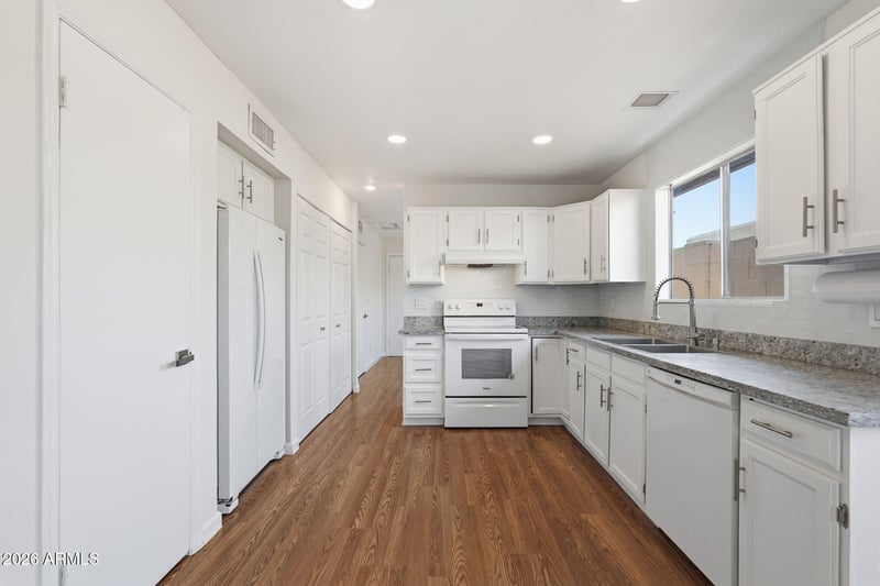 630 E Jensen St #157, Mesa, AZ 85203
