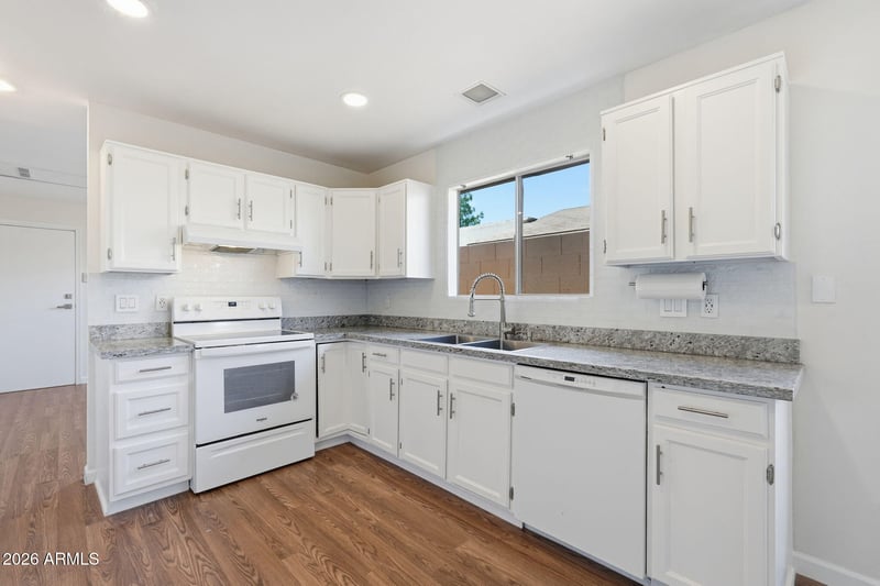 630 E Jensen St #157, Mesa, AZ 85203