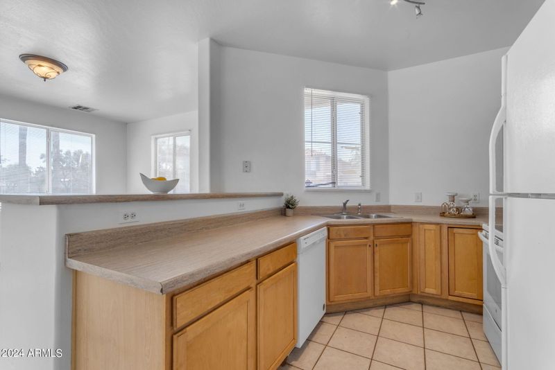 630 E Mariposa Pl, Chandler, AZ 85225