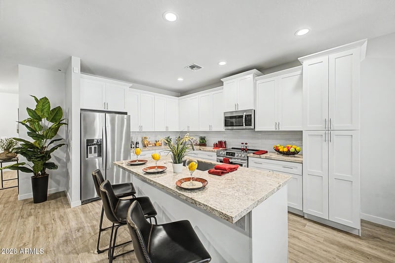 630 W Beverly Rd, Phoenix, AZ 85041