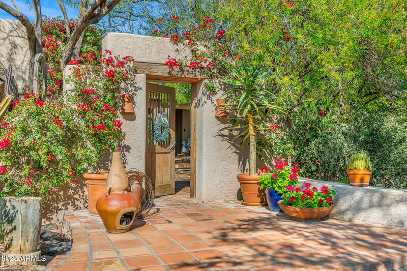 6301 Camelback Manor Dr, Paradise Valley, AZ 85253