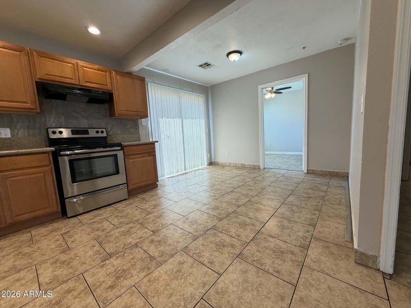 6301 W Earll Dr, Phoenix, AZ 85033