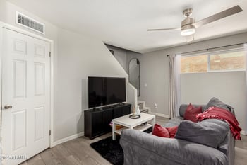 6302 64th Dr #16, Glendale, AZ 85301