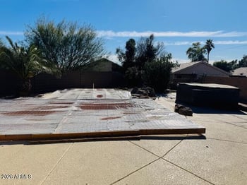 6302 69th Dr, Glendale, AZ 85303