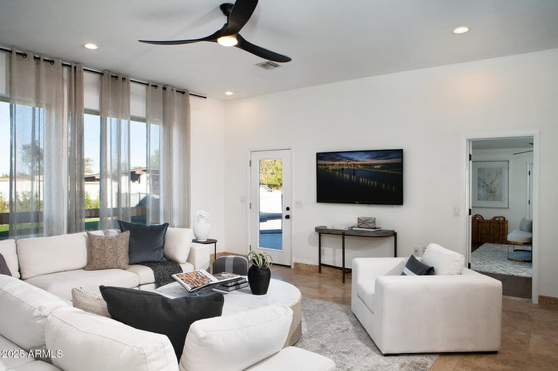 6302 Cochise Rd, Paradise Valley, AZ 85253