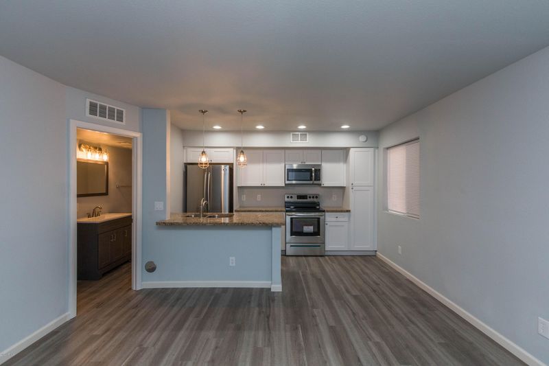 6302 N 64th Dr #3, Glendale, AZ 85301