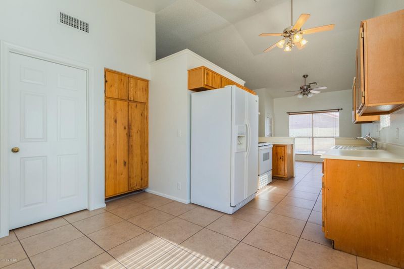 6303 W Brown St, Glendale, AZ 85302