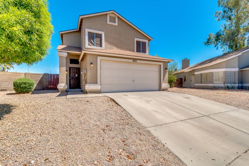 6303 W Lawrence Ln, Glendale, AZ 85302