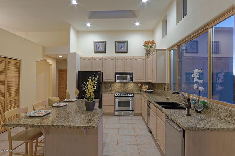 6306 E Old West Way, Cave Creek, AZ 85331
