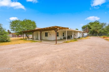 6306 W Vineyard Rd, Laveen, AZ 85339