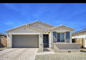 6308 68th Dr, Glendale, AZ 85301