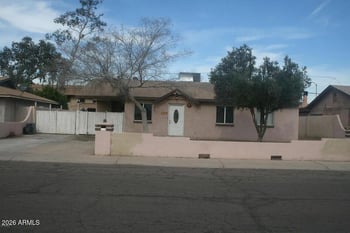 6308 Rose Ln, Glendale, AZ 85301
