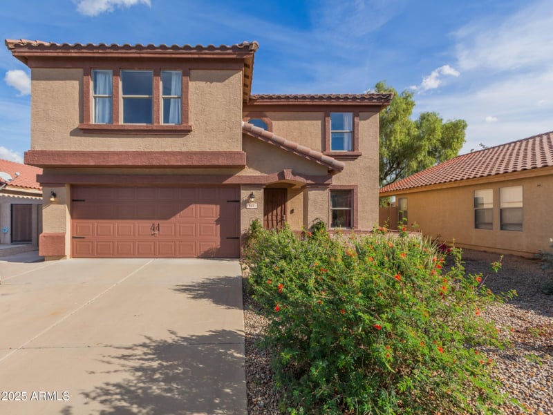 631 Colonial Ct, Gilbert, AZ 85296