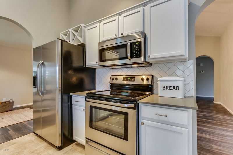 631 E Manor Dr, Chandler, AZ 85225
