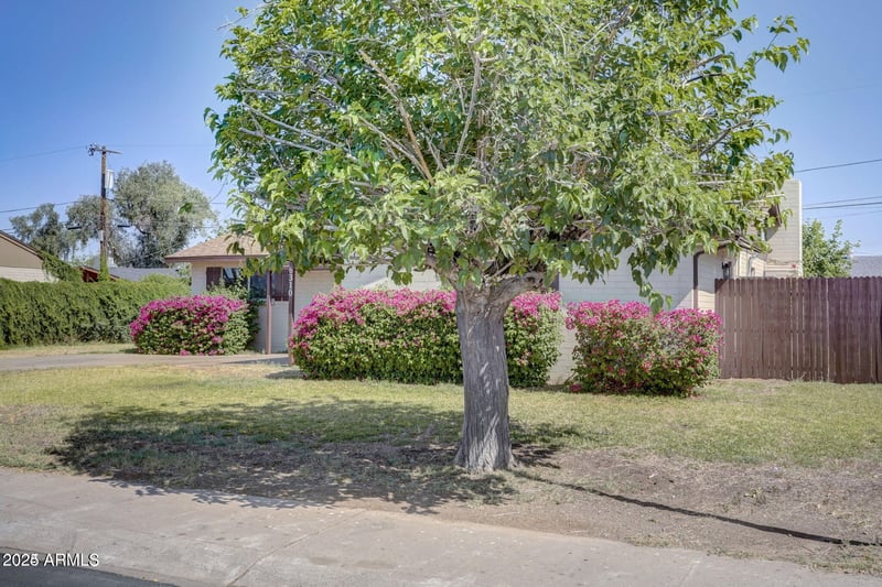 6310 Berridge Ln, Glendale, AZ 85301