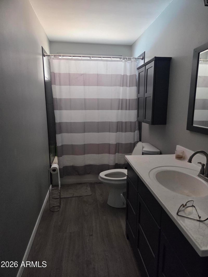6310 N 46th Ave, Glendale, AZ 85301
