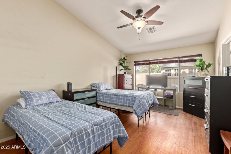 6310 Portia St, Mesa, AZ 85215