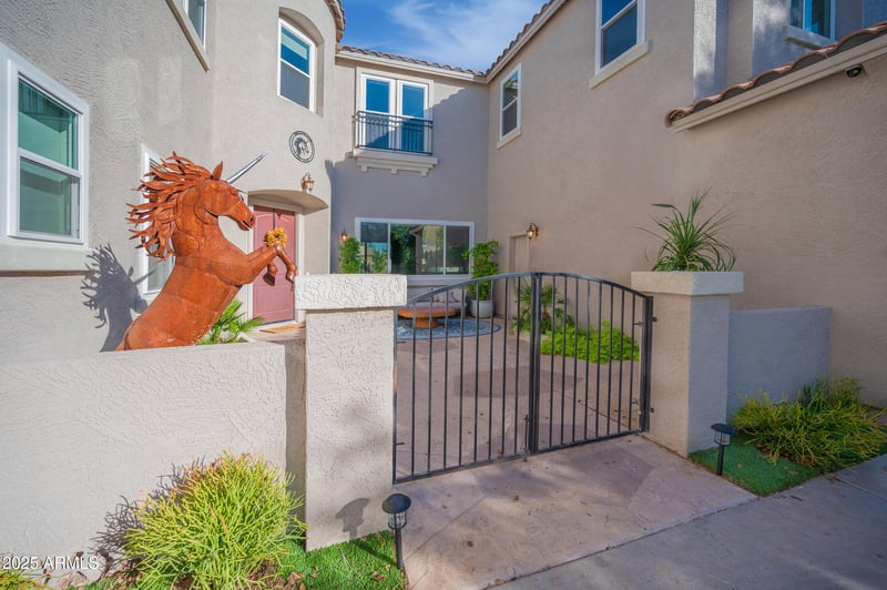 6311 Roanoke St, Gilbert, AZ 85298