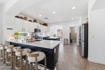 6312 Sky Ln, Gilbert, AZ 85298