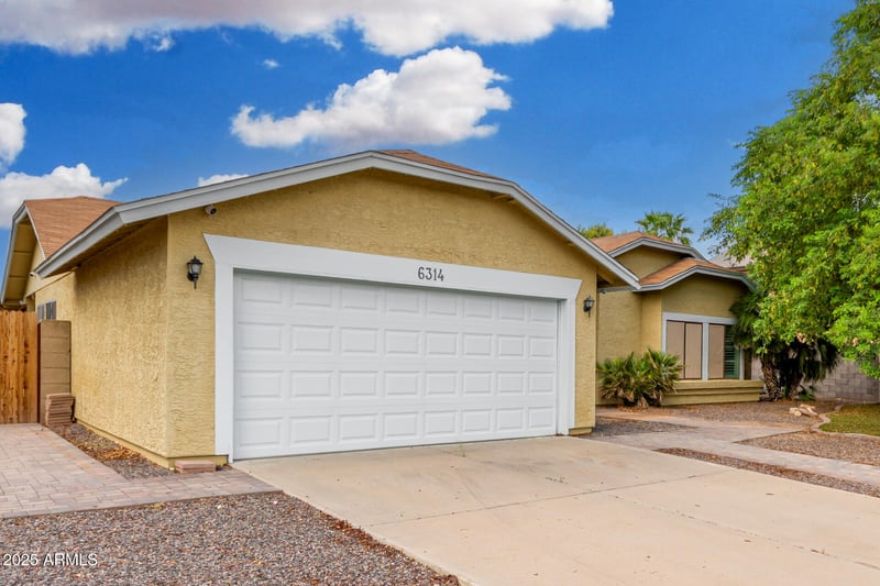 6314 Port Au Prince Ln, Glendale, AZ 85306