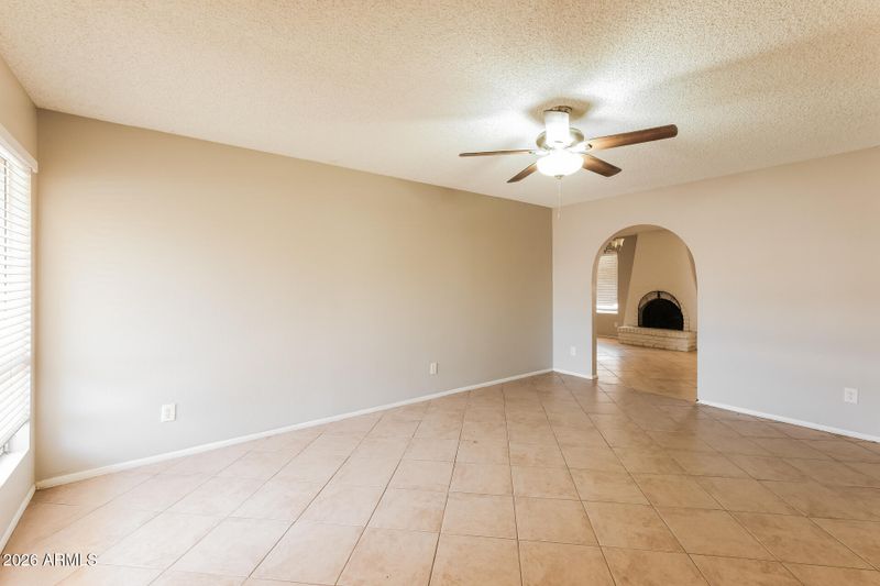 6314 W Eva St, Glendale, AZ 85302
