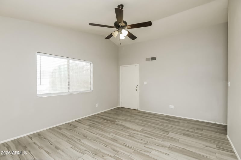 6315 Banff Ln, Glendale, AZ 85306