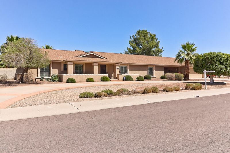 6316 W Corrine Dr, Glendale, AZ 85304