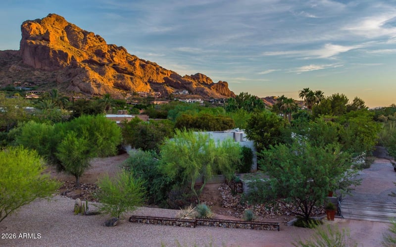 6318 N 52nd Pl #11, Paradise Valley, AZ 85253