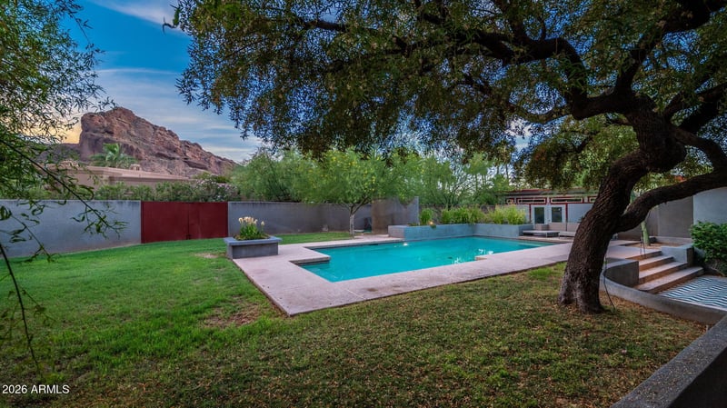 6318 N 52nd Pl #11, Paradise Valley, AZ 85253