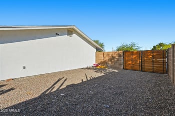 6319 Albany St, Mesa, AZ 85205