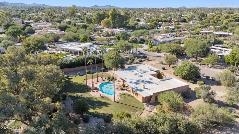6319 Bar Z Ln, Paradise Valley, AZ 85253