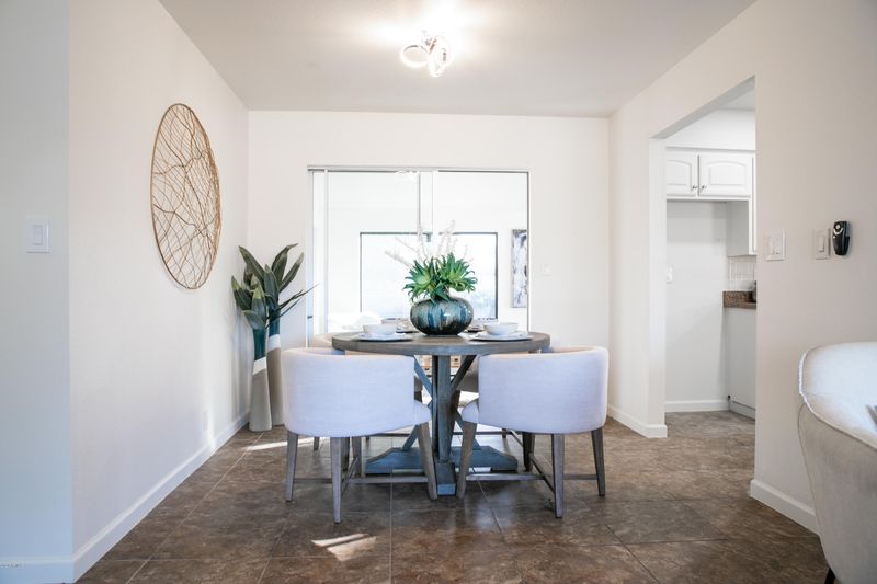 6319 E Dallas St, Mesa, AZ 85205