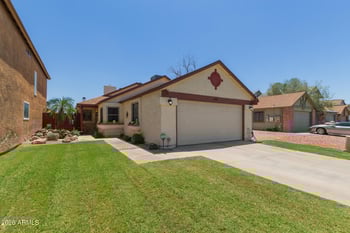 6319 Mercer Ln, Glendale, AZ 85304