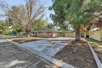 6319 N 13th Pl, Phoenix, AZ 85014