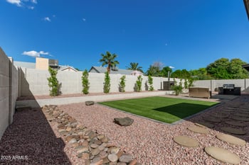 6320 Del Mar Ln, Glendale, AZ 85306