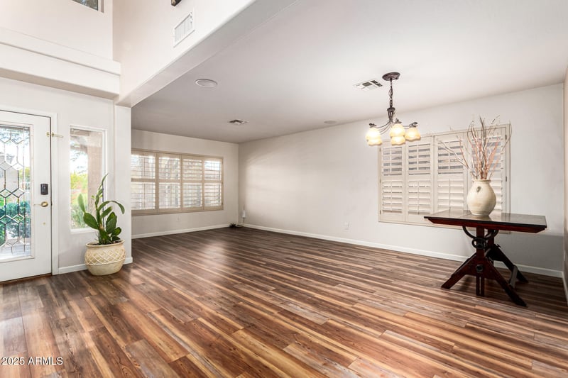 6320 Honeysuckle Dr, Phoenix, AZ 85083