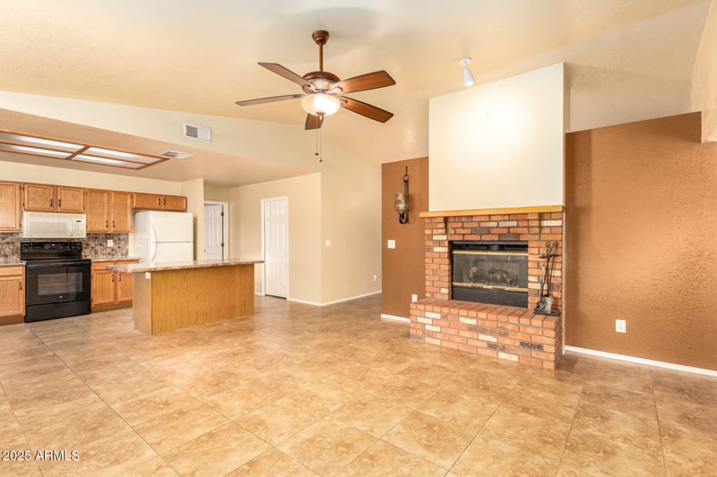 6321 Inglewood St, Mesa, AZ 85205