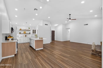 6321 Beryl Ave, Glendale, AZ 85302