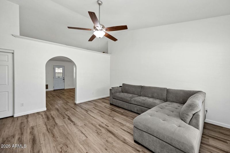 6321 W Sierra St, Glendale, AZ 85304
