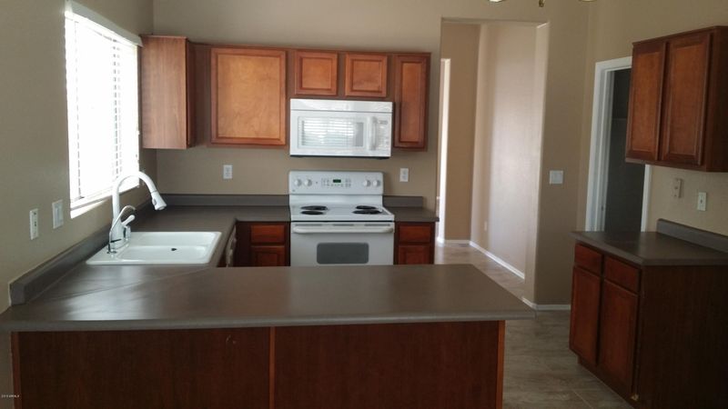 6323 W Hess St, Phoenix, AZ 85043