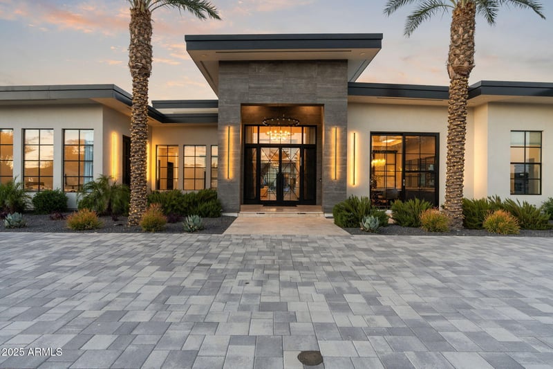 6324 Cochise Rd, Paradise Valley, AZ 85253