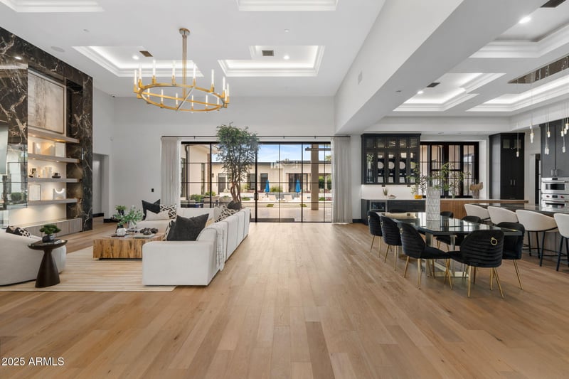 6324 Cochise Rd, Paradise Valley, AZ 85253