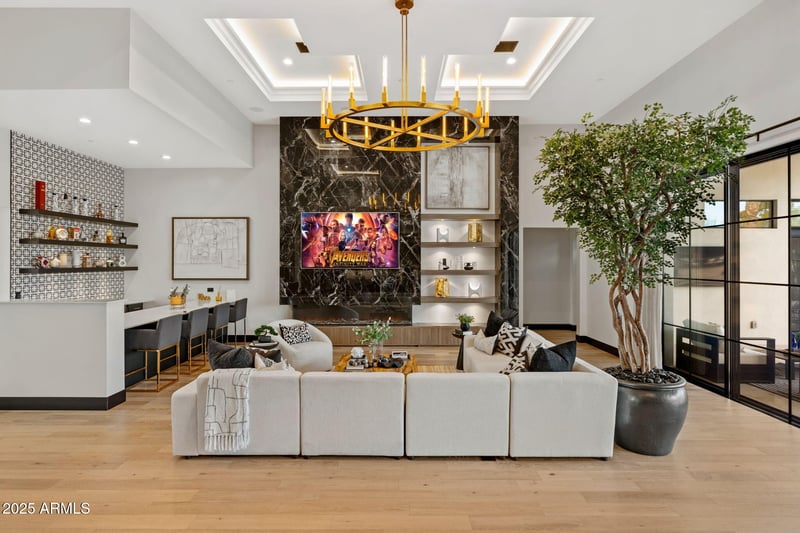 6324 Cochise Rd, Paradise Valley, AZ 85253