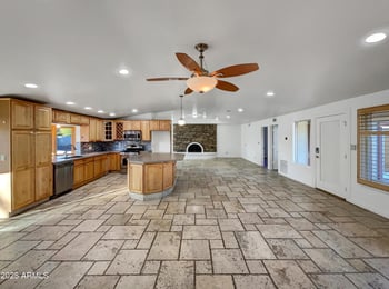 6325 Sweetwater Ave, Scottsdale, AZ 85254