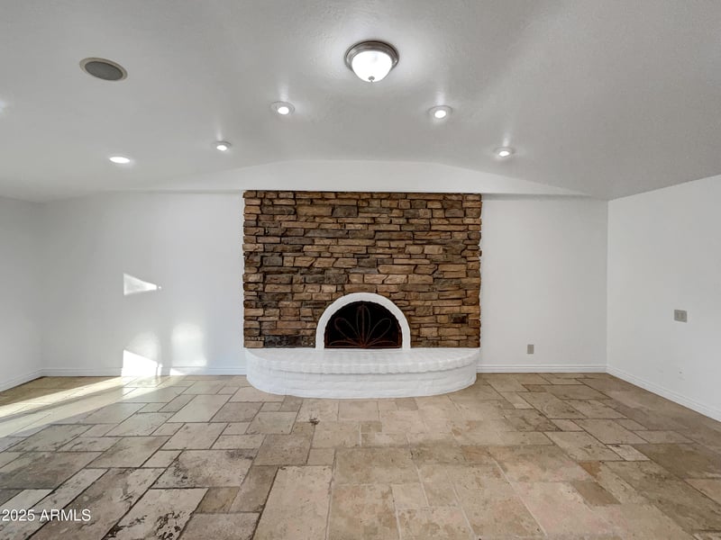 6325 Sweetwater Ave, Scottsdale, AZ 85254