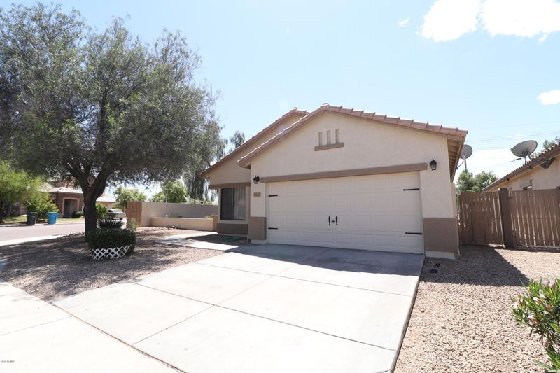 6325 W Preston Ln, Phoenix, AZ 85043
