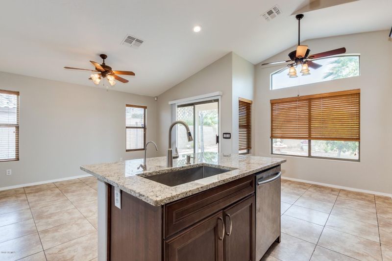 6326 W Watkins St, Phoenix, AZ 85043