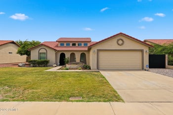 6327 Ironwood Dr, Glendale, AZ 85302